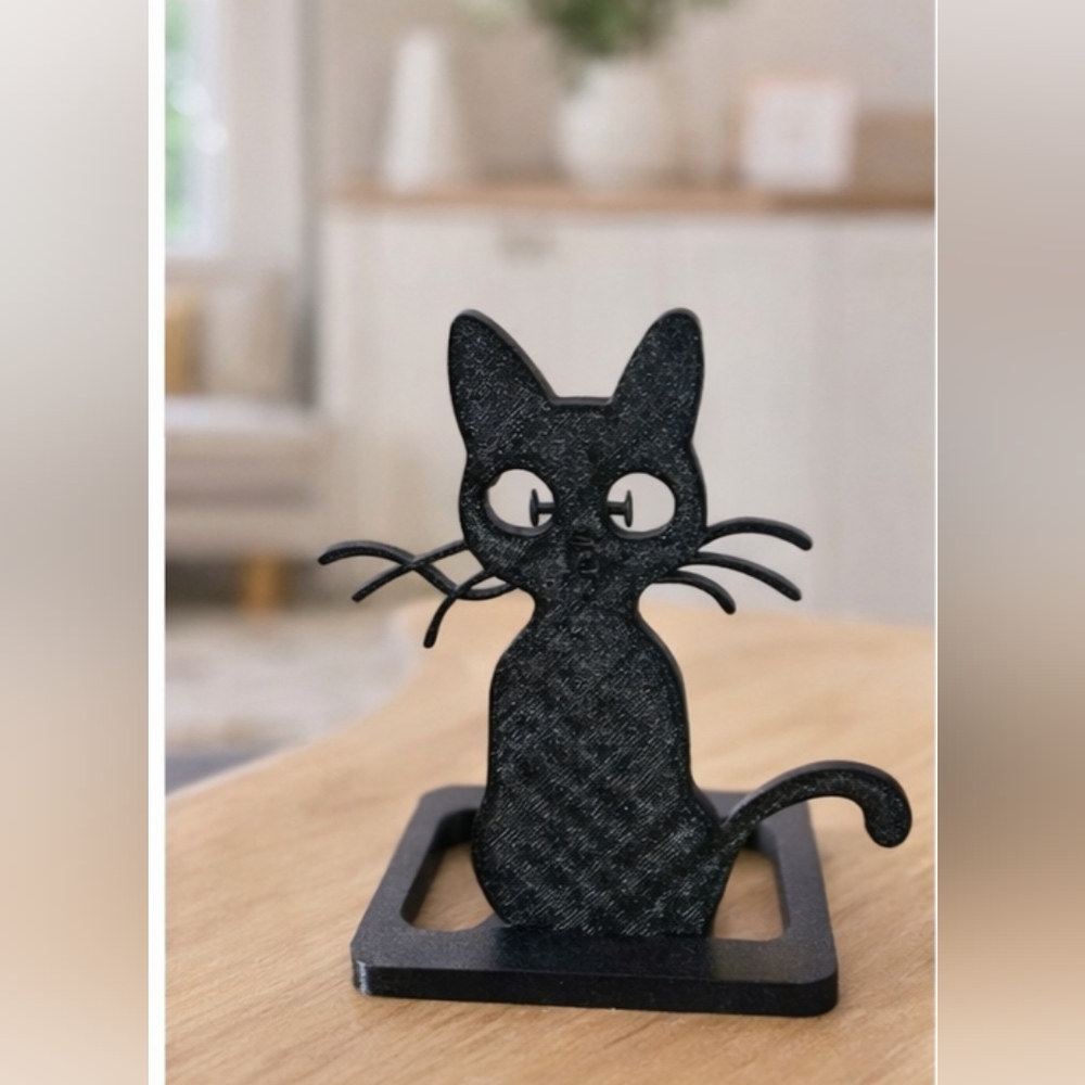 Phone Stand - Cat Design Made By Kylie! - Picture 1 of 6